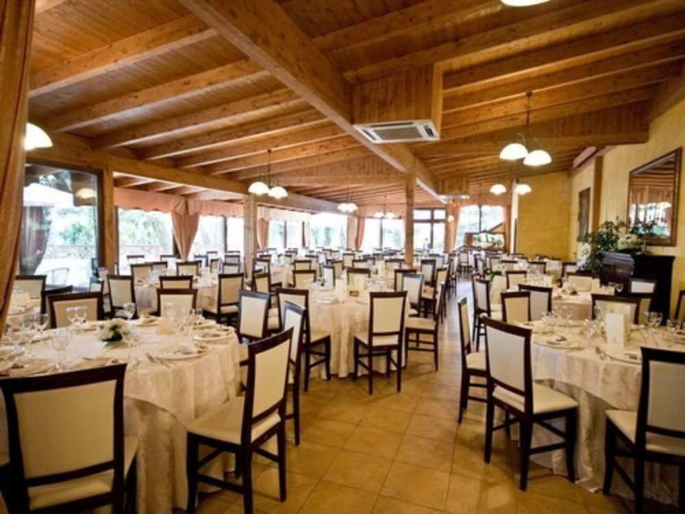 Hotel Villa Aricia Ariccia Buitenkant foto