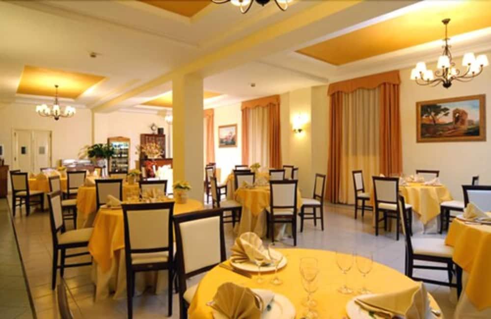 Hotel Villa Aricia Ariccia Buitenkant foto