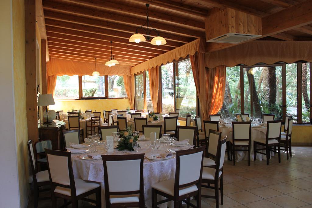 Hotel Villa Aricia Ariccia Buitenkant foto