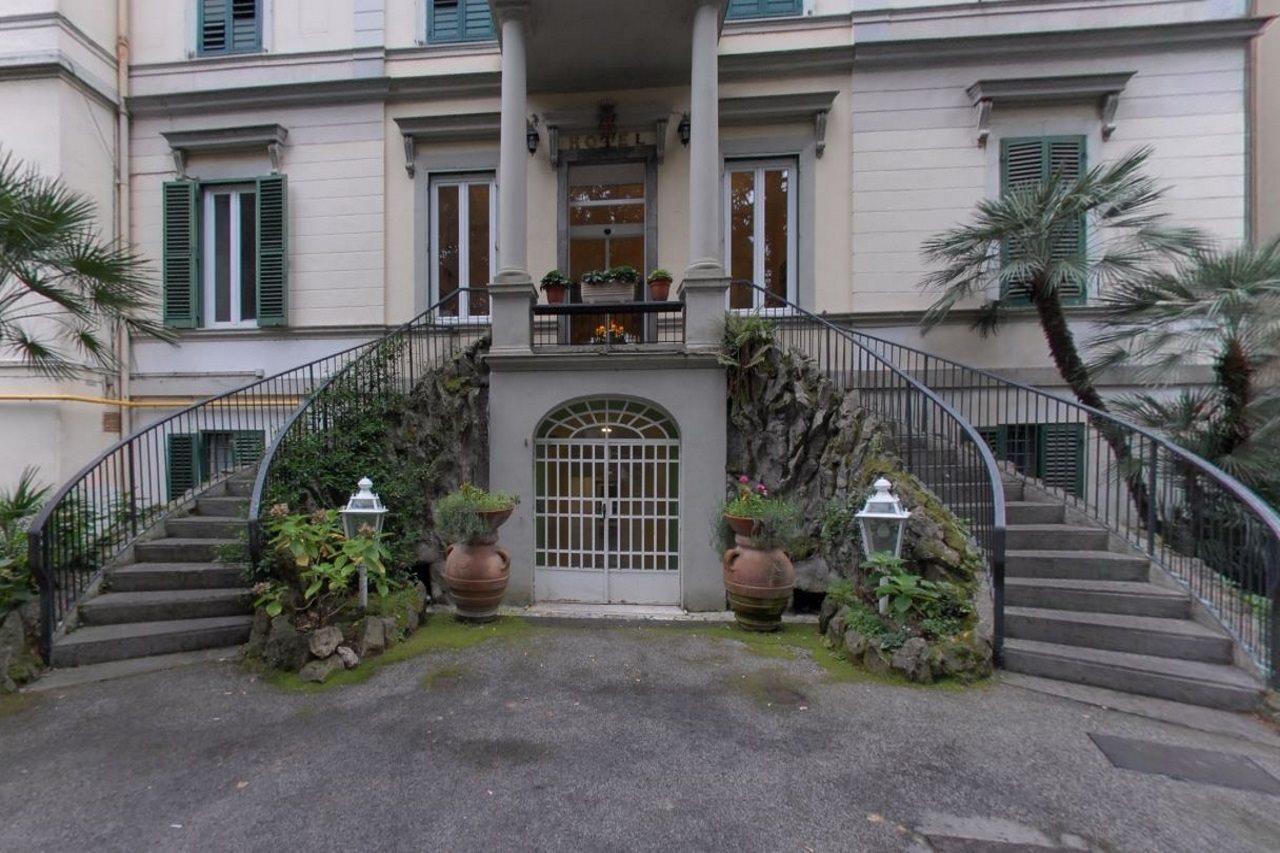 Hotel Villa Aricia Ariccia Buitenkant foto