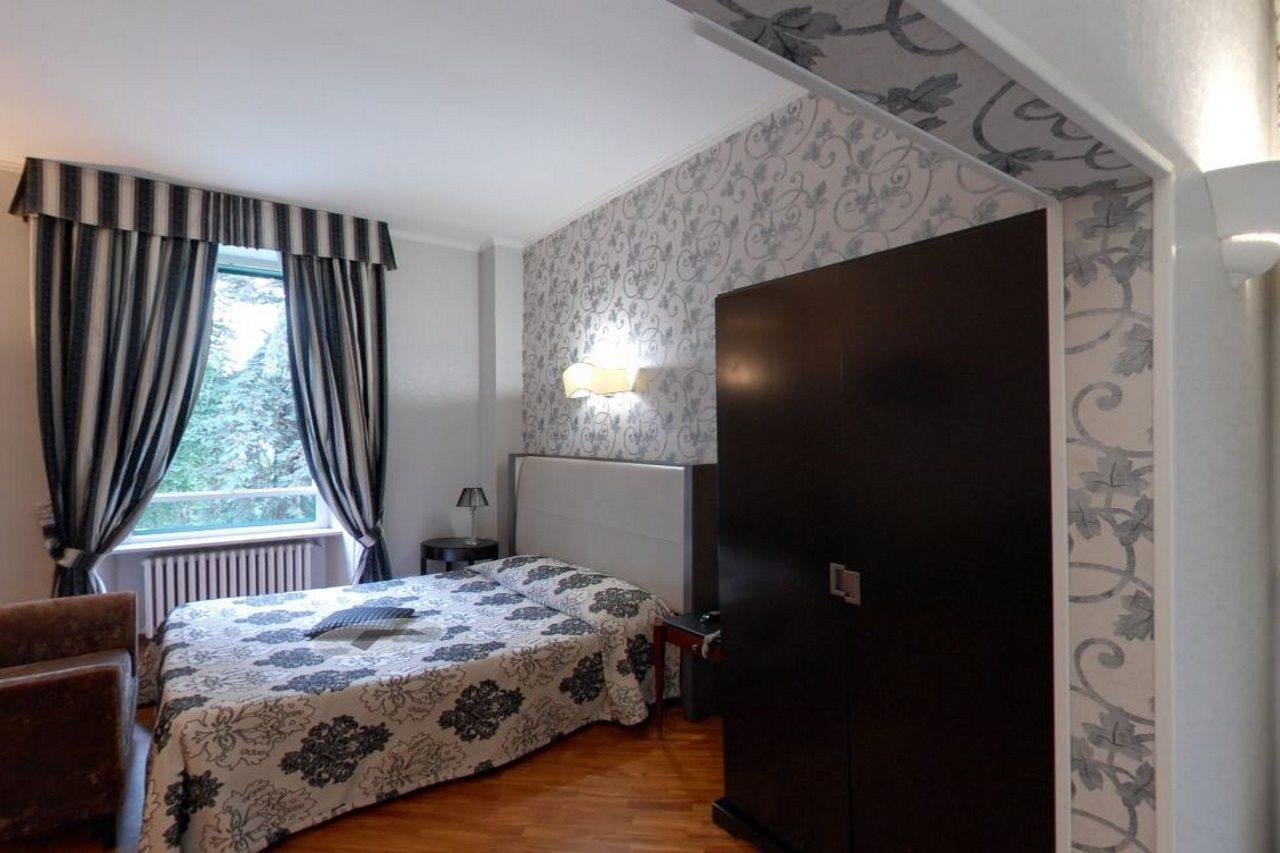 Hotel Villa Aricia Ariccia Buitenkant foto