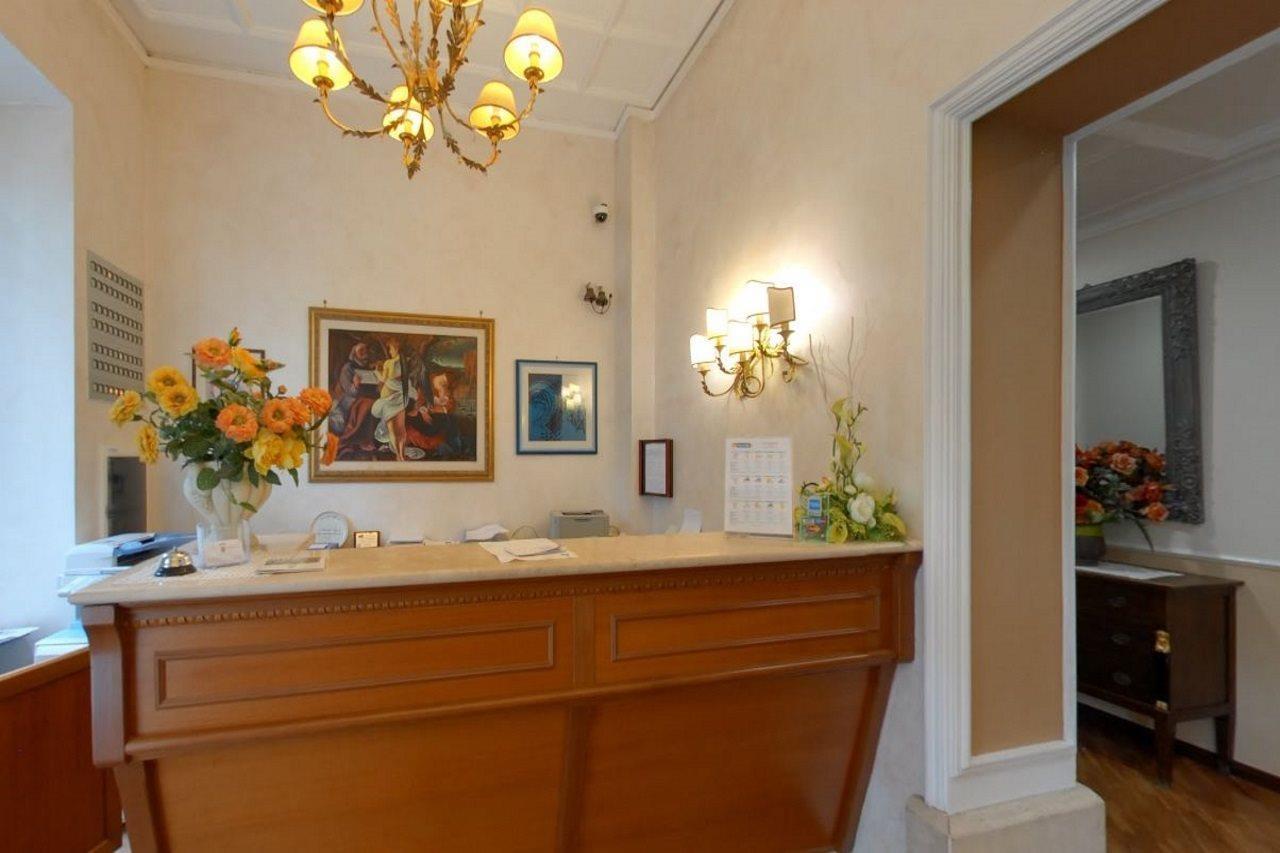 Hotel Villa Aricia Ariccia Buitenkant foto